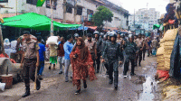 আইনশৃঙ্খলা রক্ষায় আনসার ব্যাটালিয়নের সদস্যরা