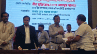 দুর্গাপূজা উপলক্ষে ডিএসসিসির ১৬৮ পূজা মণ্ডপে অনুদান প্রদান