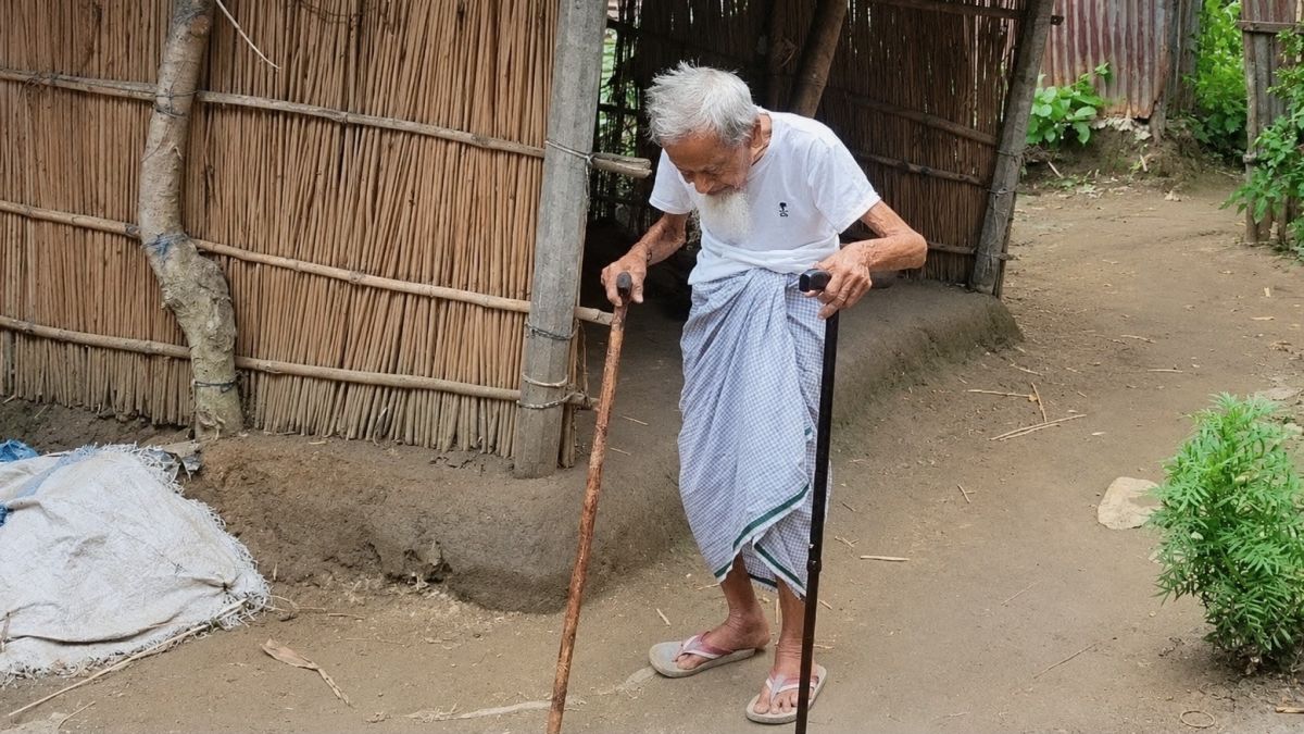 গুরুদাসপুরে দেশের আলোচিত প্রবীণ আব্বাসের জীবনাবসান
