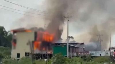 কক্সবাজারে ইনানীতে রিসোর্টে অগ্নিকাণ্ডে নিহত ৫  ‎