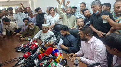 মন্ত্রিসভা থেকে পদত্যাগের ঘোষণা ইশরাক হোসেনের