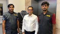 বনানী থেকে ডায়মন্ড ওয়ার্ল্ডের দিলীপ কুমারকে গ্রেপ্তার করল ডিবি